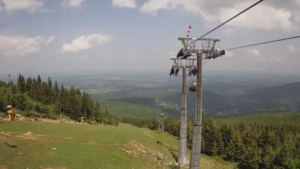 Widok na górną część stacji narciarskiej Ski&Sun.