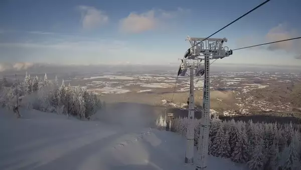 Widok na górną część stacji narciarskiej Ski&Sun.