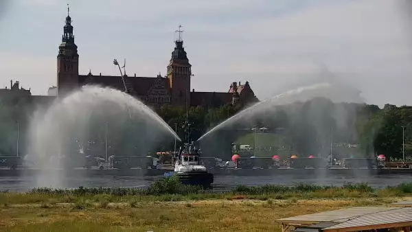 Szczecin - widok na Bulwary Szczecińskie i Wały Chrobrego.