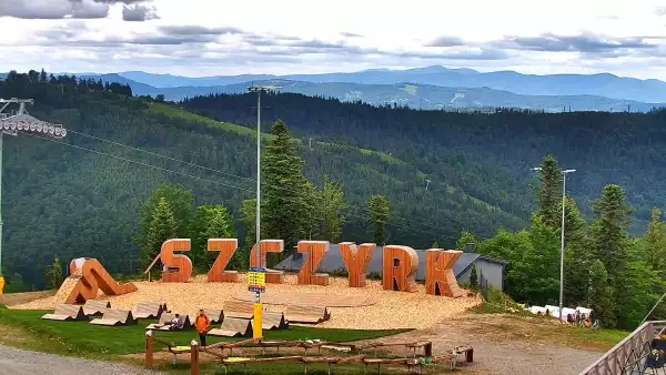 Widok z kamery na Hali Skrzyczeńskiej