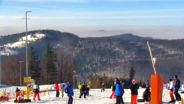 Widok z Kamery na Halę Skrzyczeńską - NOWOŚĆ