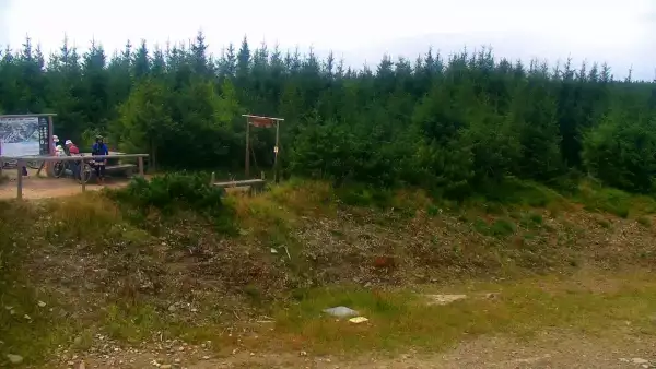 Widok ze Zbójnickiej Kopy w Szczyrku.