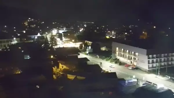 SZCZYRK - widok z kamery na deptak w Szczyrku