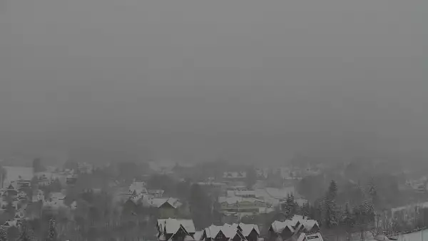 Widok na panoramę gór ze stacji narciarskiej Polana Szymoszkowa