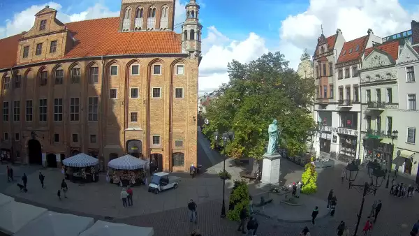 Wizyta w Ratuszu Staromiejskim to podróż w czasie, która pozwala zgłębić ducha Torunia.