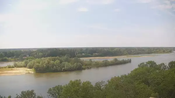 Widok z Kamery na styk rzeki Narew z Wisłą
