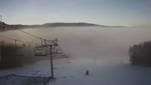 Widok na stok w TYLICZ.SKI w Beskidzie Sądeckim