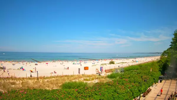 Obraz na żywo z plaży w Ustce, nadmorską promenadę i punkt widokowy