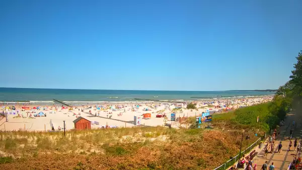 Obraz na żywo z plaży w Ustce, nadmorską promenadę i punkt widokowy