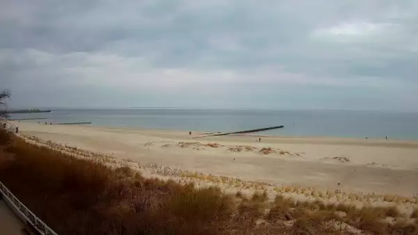 Była kaszubska osada rybacka przynależna niegdyś do kaszteli słupskiej.