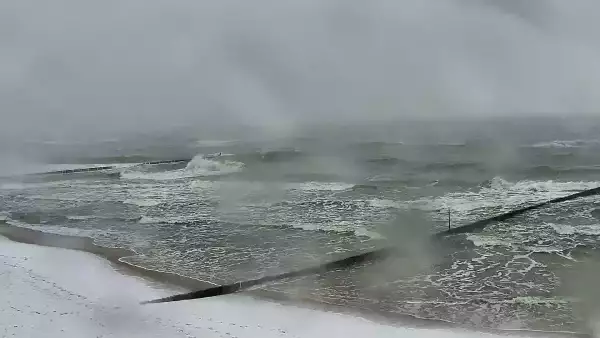 Ustronie Morskie widok z kamery na plażę