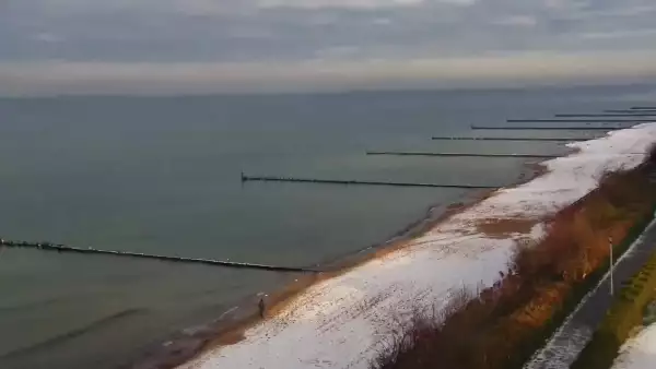 Ustronie Morskie widok z kamery na plażę