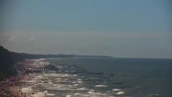 Ustronie Morskie widok z kamery na plażę
