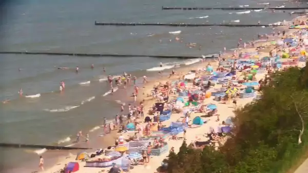 Ustronie Morskie widok z kamery na plażę