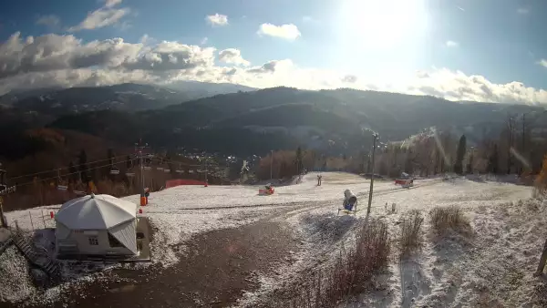 KAMERA LIVE z rodzinnego ośrodka narciarskiego STOK w Wiśle.