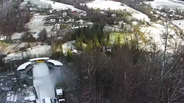 Widok ze skoczni Adama Małysza w Malince - KAMERA LIVE