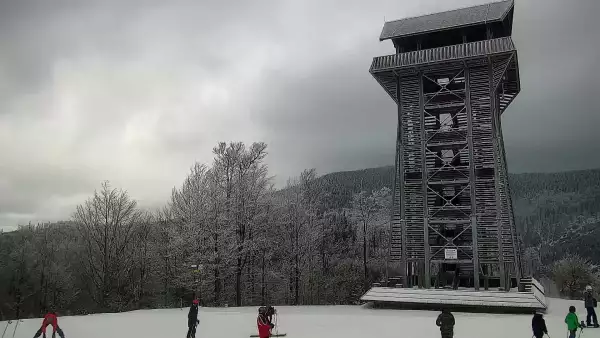 Mosorny Groń - widok z kamery na stok