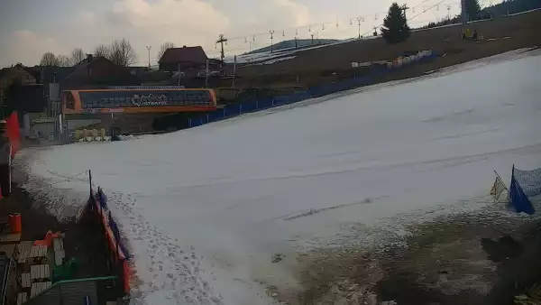 Widok z Kamery na stok Zieleniec Sport Arena - Winterpol