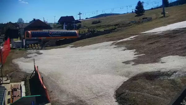 Widok z Kamery na stok Zieleniec Sport Arena - Winterpol