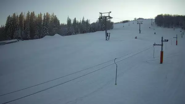 Widok na stok narciarski Złoty Groń.