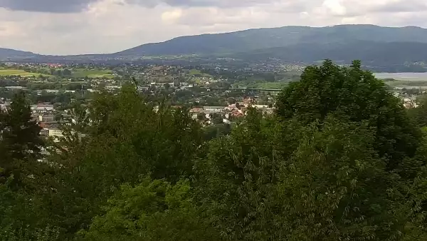 Widok z Kamery na panoramę Żywca i okolic.