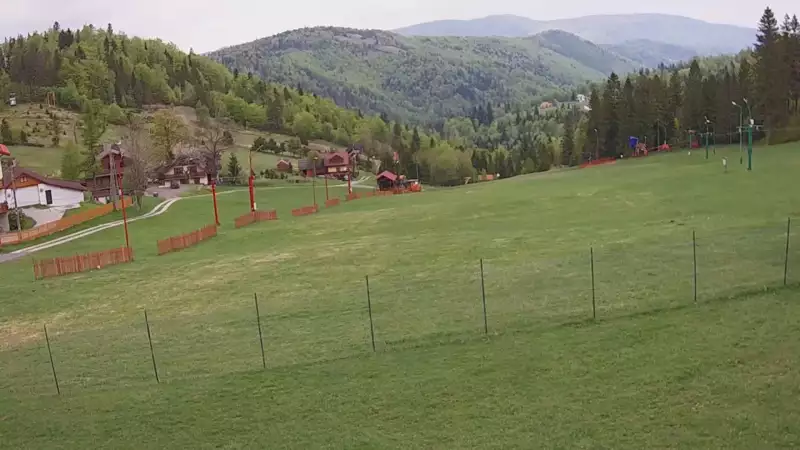 Widok z kamery na stok Biały Krzyż w Szczyrku.