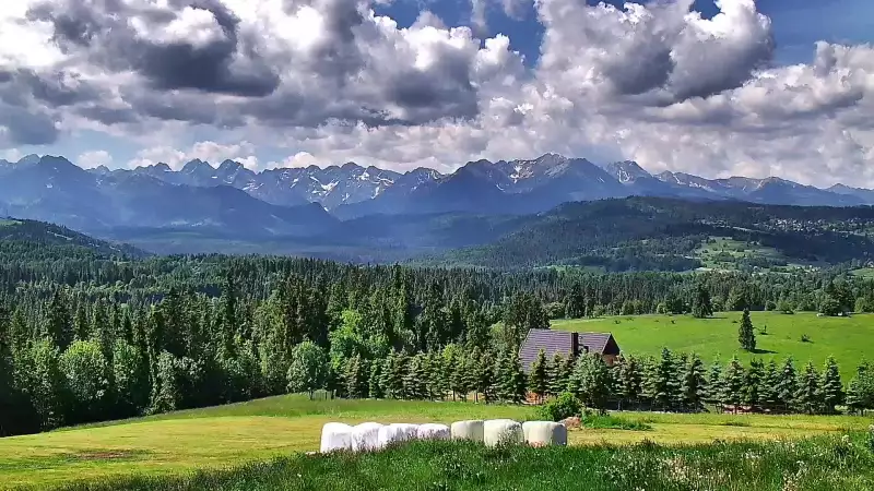Panorama Tatr z Bukowiny Tatrzańskiej