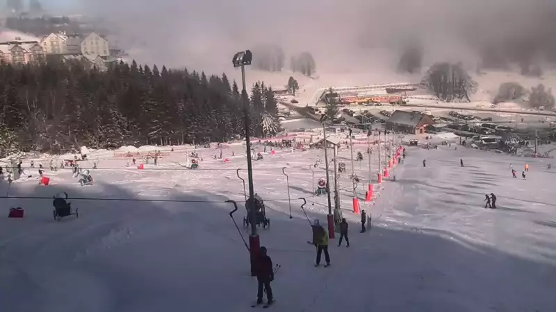 Nartostrada w Czarnej Górze Resort w Sudetach - widok na żywo