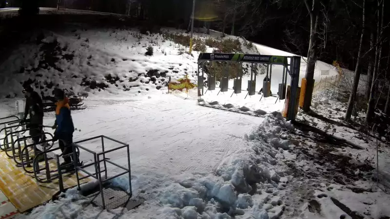 Czarny Groń - widok na stok pośredni