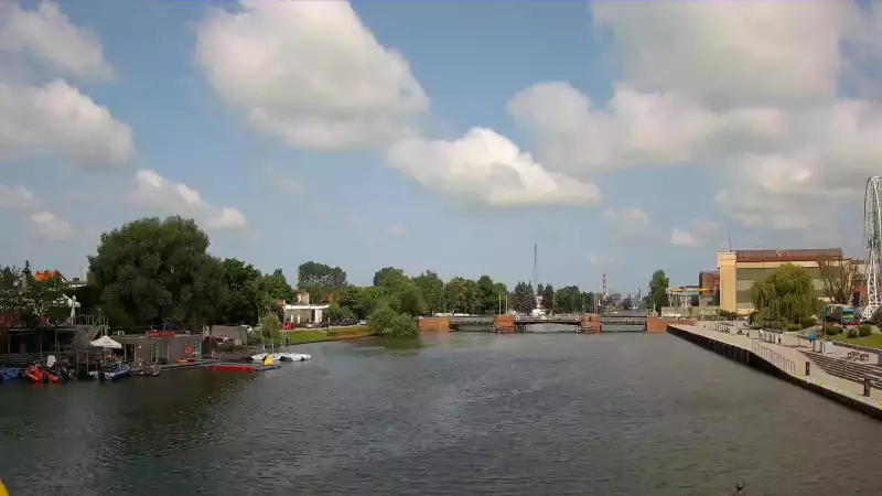 Widok na rzeke Elbląg i Bulwar Zygmunta Augusta