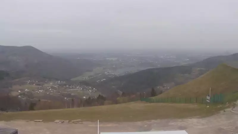 Góra Żar - widok ze szczytu Beskidu Małego