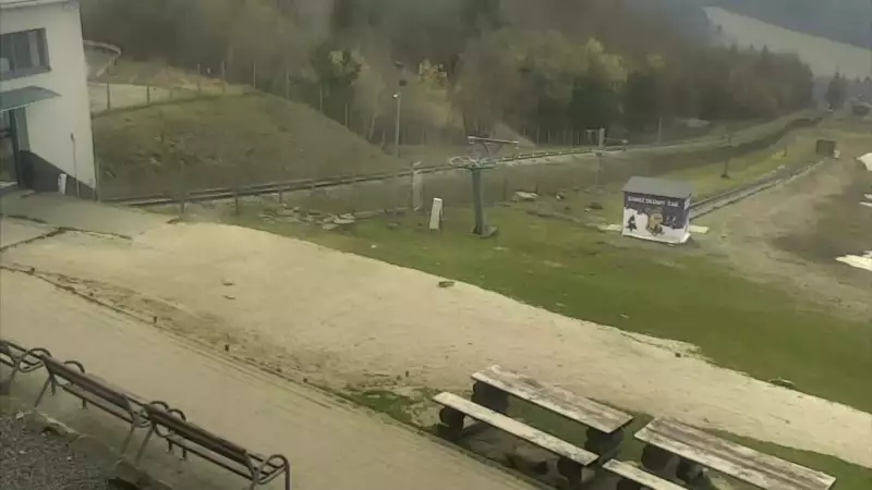 Ujęcie na panoramę gór w Beskidzie Małym