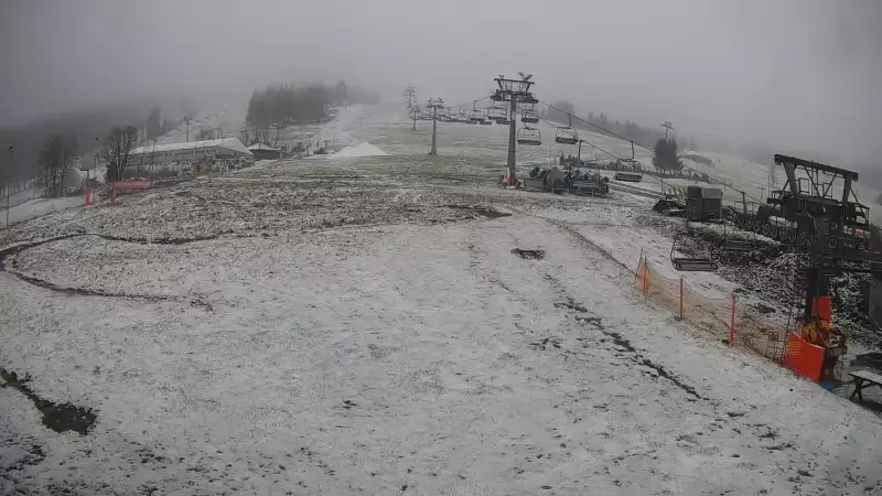 Widok z Kamery na stację narciarską Gryglówka w Zieleńcu