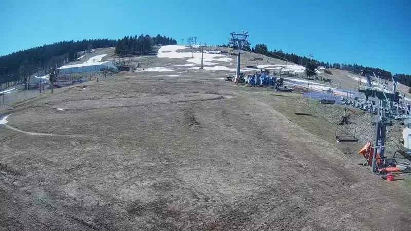 Widok z Kamery na stację narciarską Gryglówka w Zieleńcu