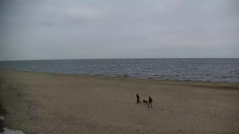 Widok z Kamery na plażę z kurortu Jastrzębia Góra