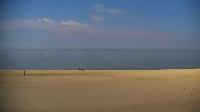 Widok z Kamery na plażę z kurortu Jastrzębia Góra