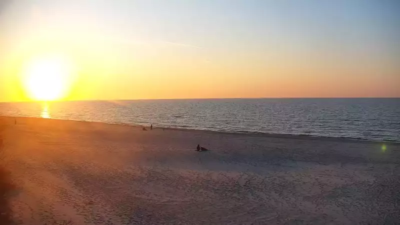 Widok z Kamery na plażę z kurortu Jastrzębia Góra