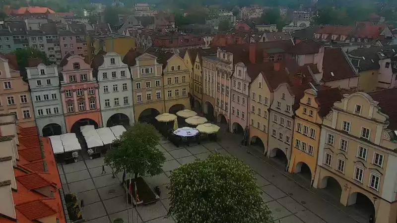 Widok z Kamery na panoramę miasta Jelenia Góra
