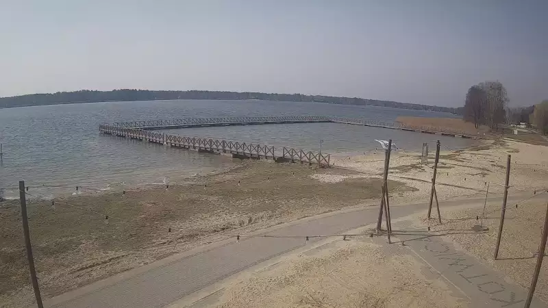 Widok na Jezioro Białe znajdujące się we wschodniej Polsce.