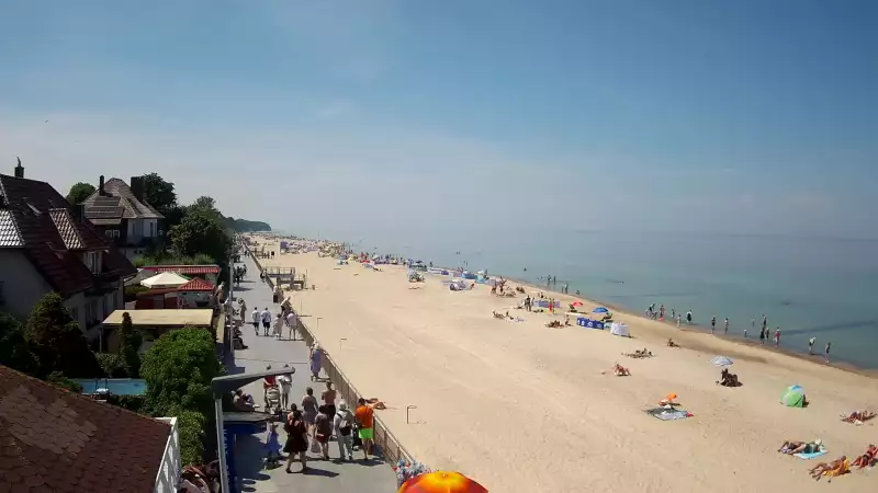 Sarbinowo plaża kamera na plaży