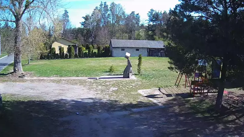 Kamera na żywo na Pomnik Ufo w Emilcinie