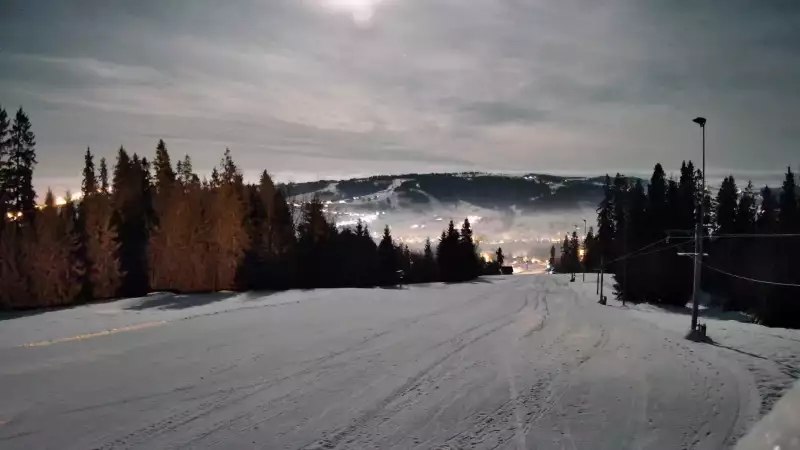 Kaniówka - widok z górnej stacji NOWOŚĆ