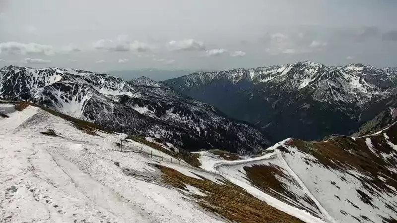 Widok z Kamery na panoramę Tatr na żywo