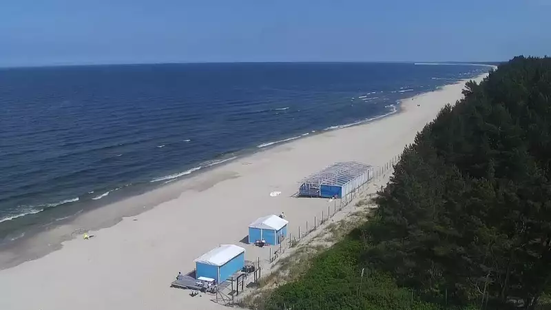 Widok na plażę i morze w Kątach Rybackich - zobacz