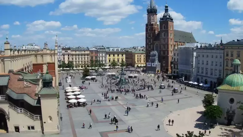 Widok na Kościół Mariacki w Krakowie.