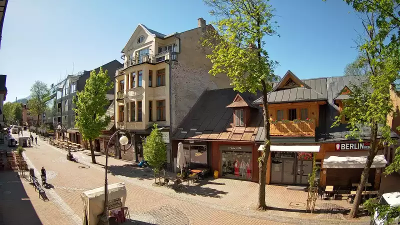 ZAKOPANE - widok z kamery na deptak