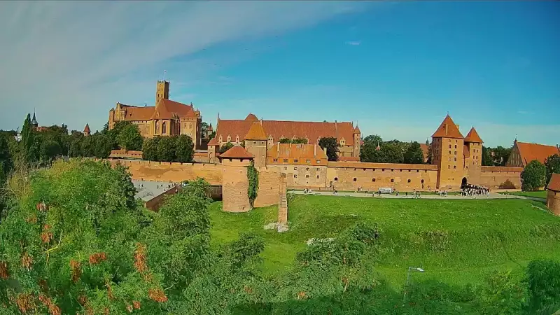 Widok na XIII wieczny zamek Krzyżacki - jedną z największych atrakcji Malborka