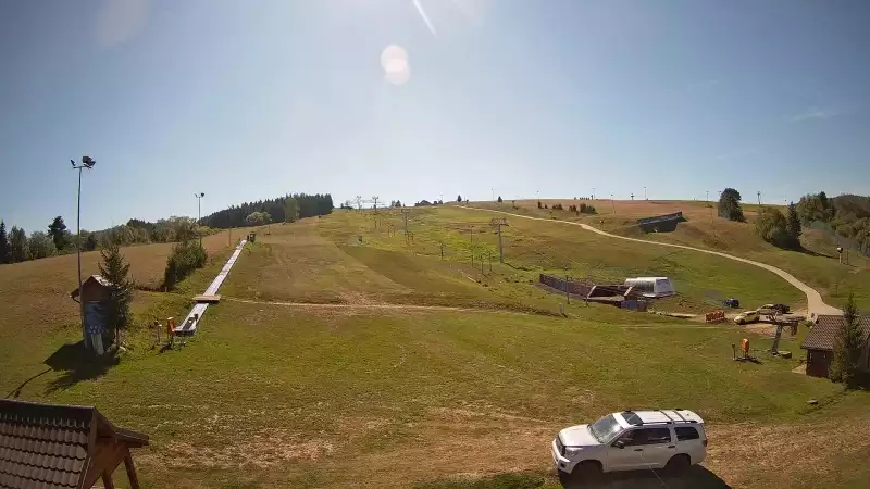 Panoramiczny widok na cały komplekt narciarski Master Ski w Tyliczu