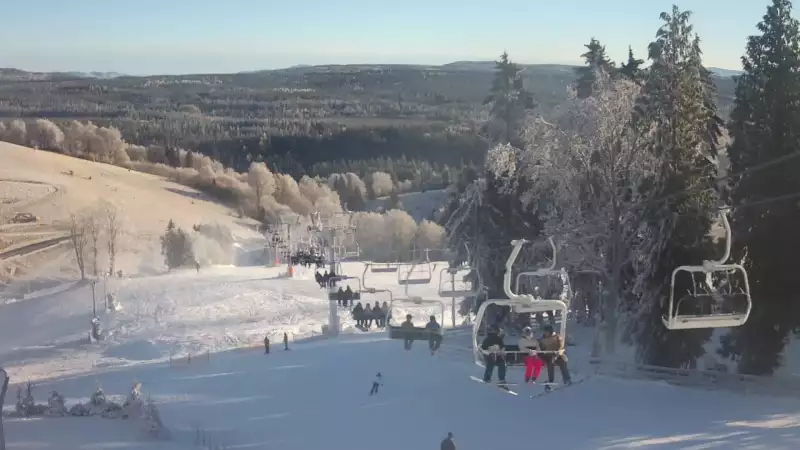 Widok ze stacji narciarskiej Mieszko w Zieleniec Sport Arena