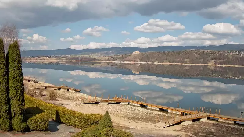 Widok z Kamery na Jezioro Czorsztyńskie na żywo